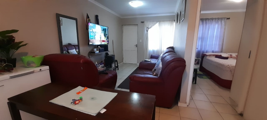 1 Bedroom Property for Sale in Maitland Western Cape